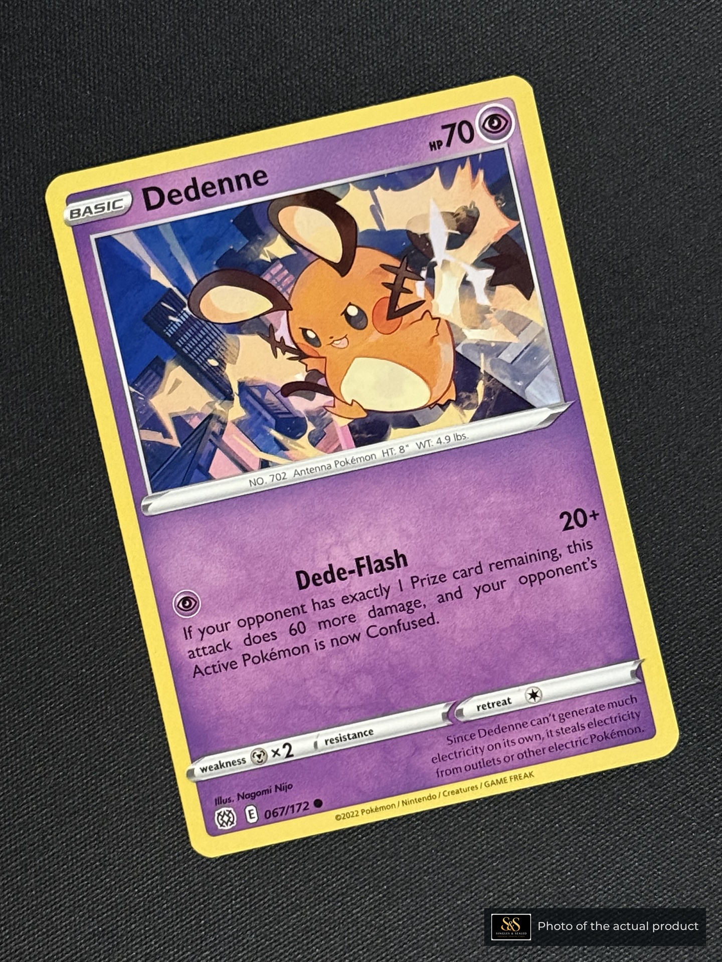 Dedenne — echte voorzijde