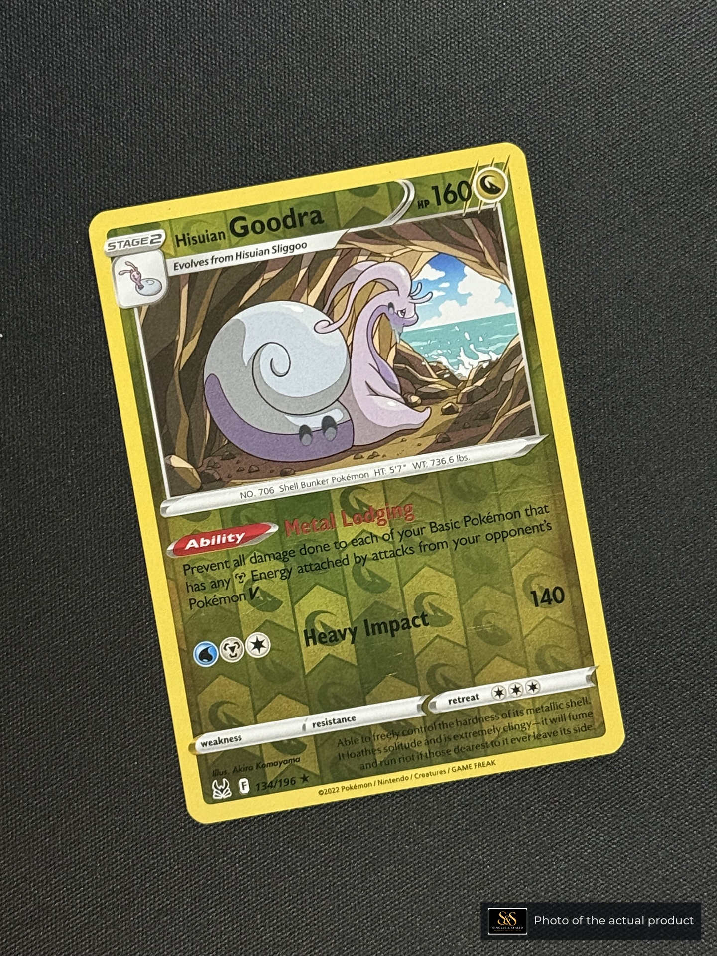 Hisuian Goodra — echte voorzijde