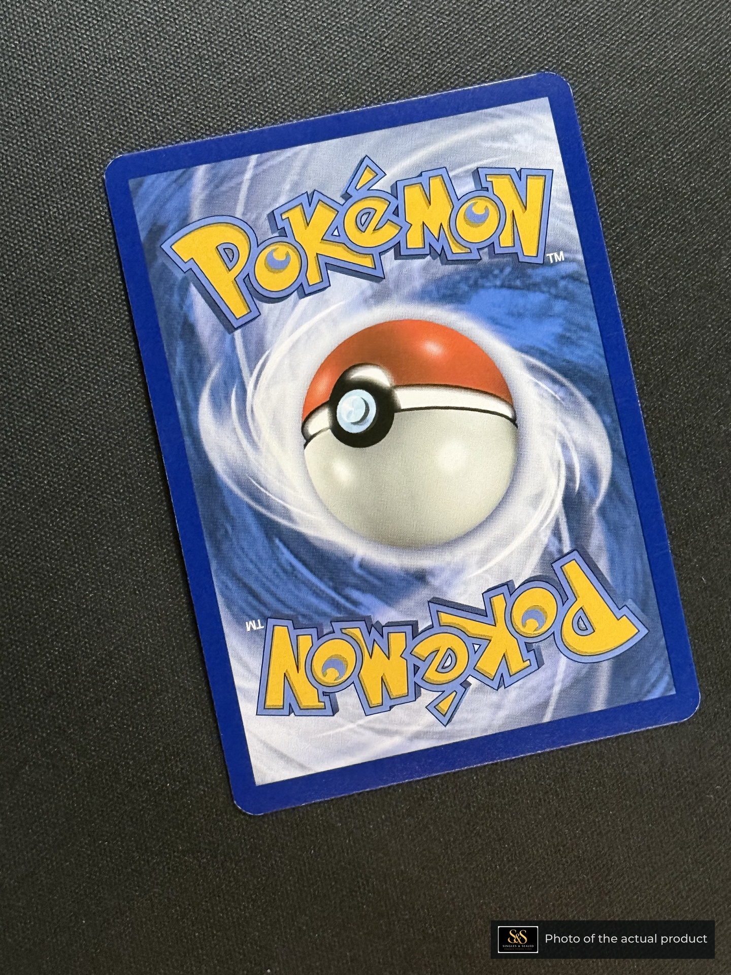 Machop — echte achterzijde